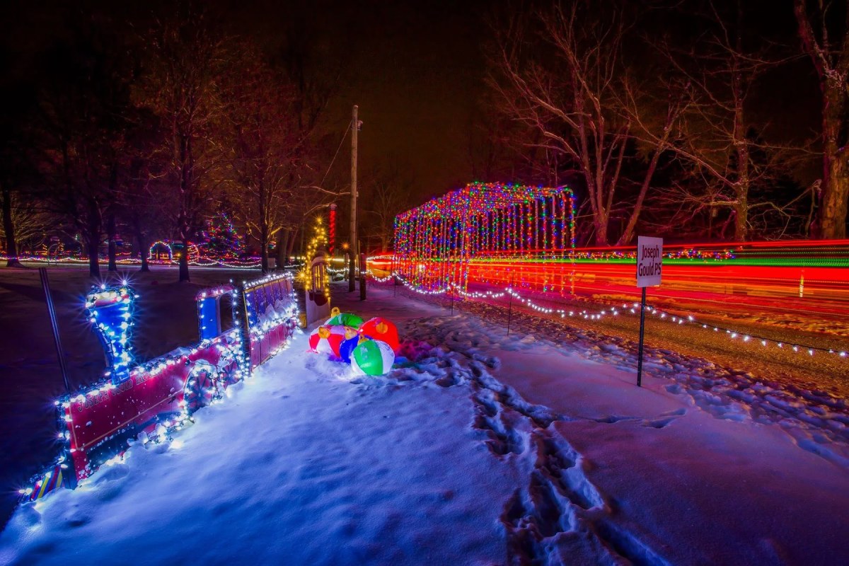 Joseph Gould PS train and tunnel lights display at the Fantasy of Lights